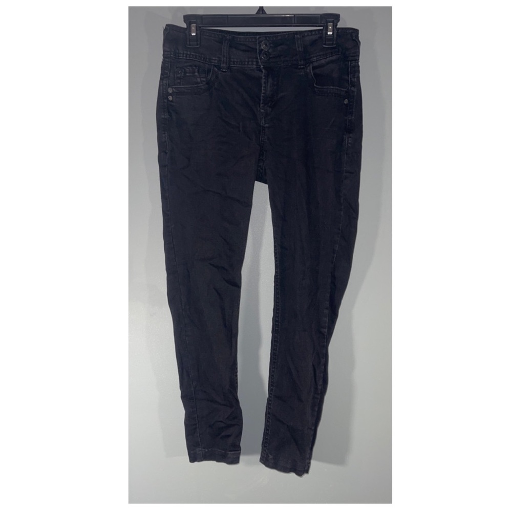 Wallflower Junior’s Jeans - Size 7